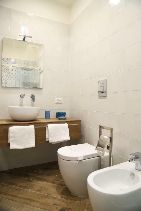 Domus Cordis Napoli Apartment Exterior photo